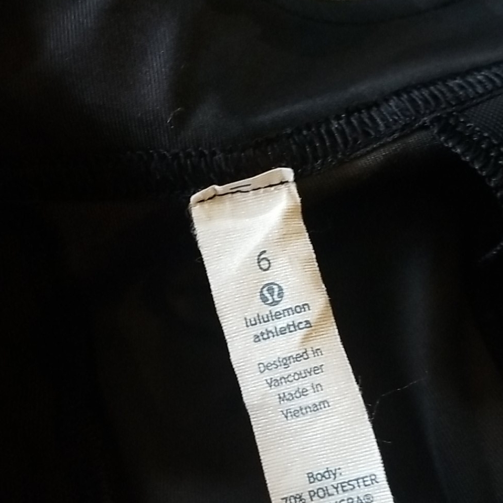6 lululemon camo joggers - Picture 6 of 8